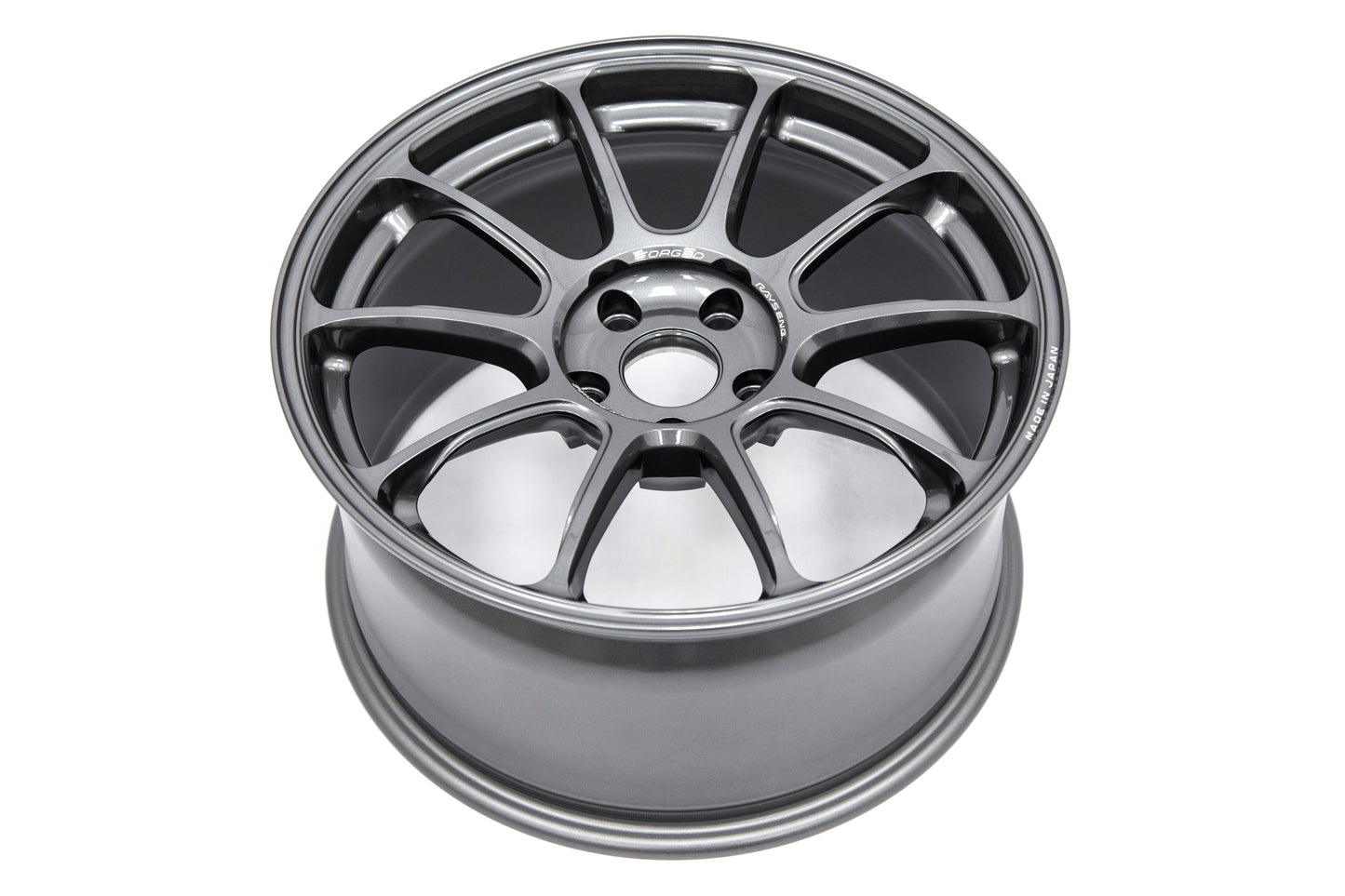 VLKWKZX38EG Volk ZE40 Gunmetal 18x9.5 +38 - 2015+ WRX / 2015+ STIx4,