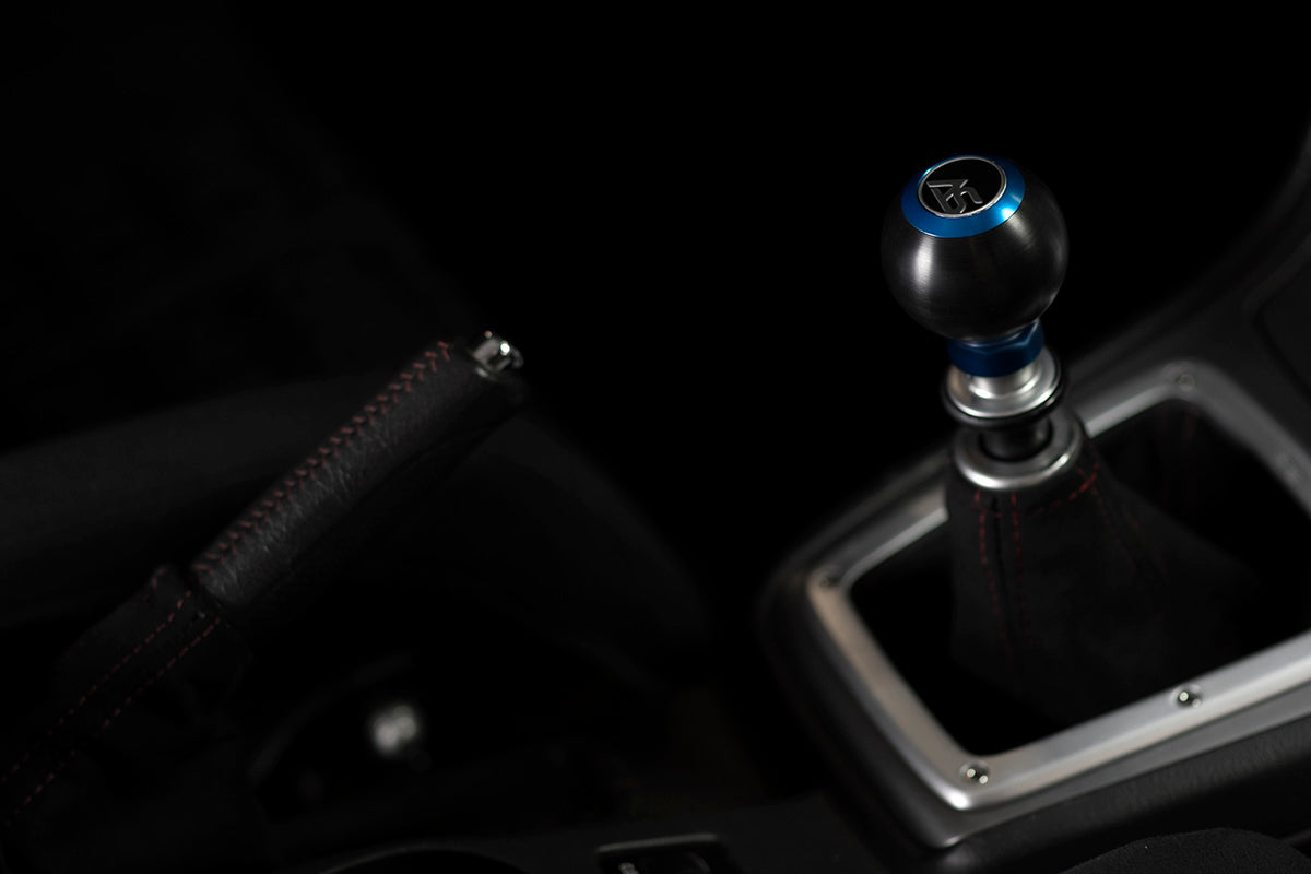 ASA1501010202 AutoStyled Subaru 6 Speed shift knob Blue with Black Delrin Center,