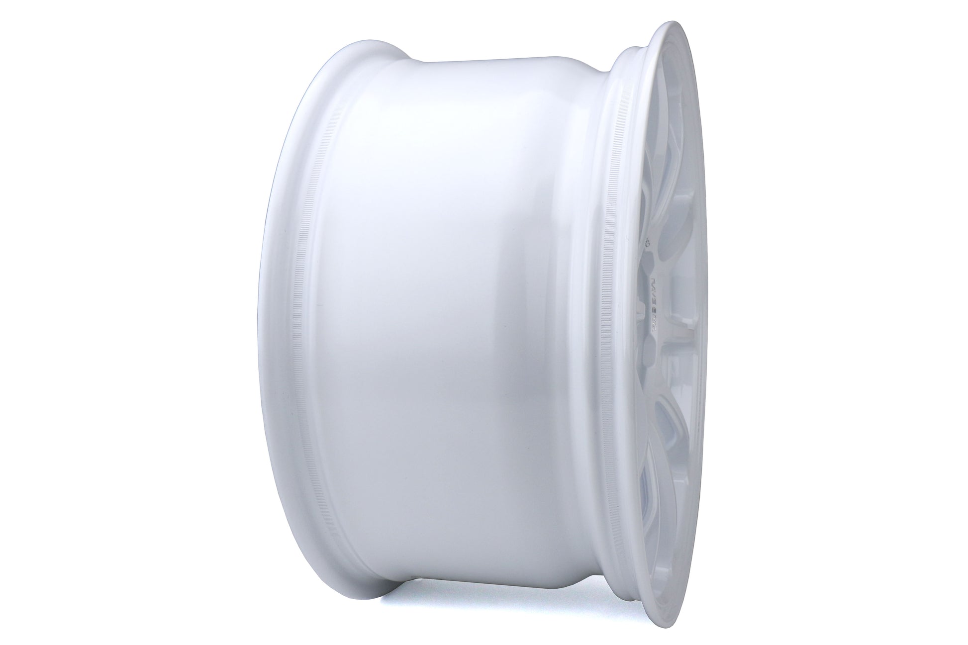 VLKWKZX38EDW Volk ZE40 Dash White 18x9.5 +38 Face 2 - 2015+ WRX / 2015+ STI,