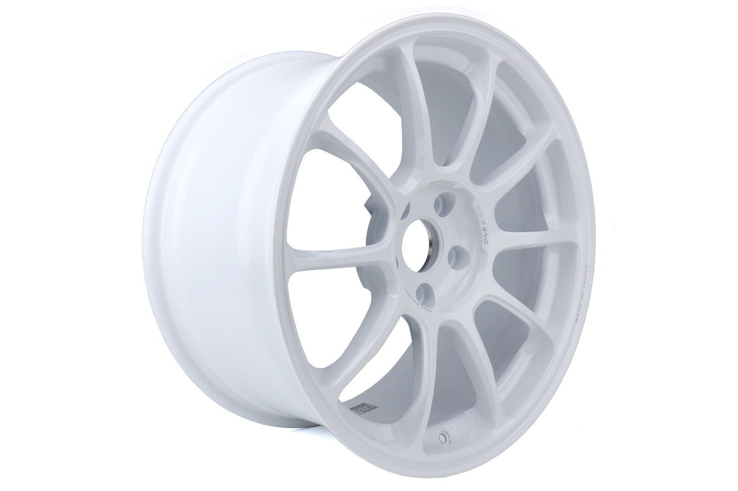 VLKWKZX38EDW Volk ZE40 Dash White 18x9.5 +38 Face 2 - 2015+ WRX / 2015+ STI,
