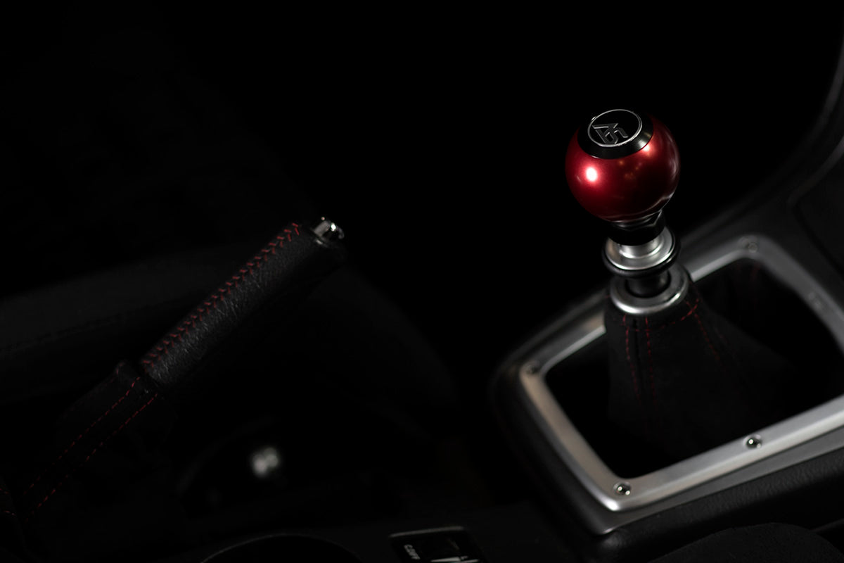 ASA1501030103 AutoStyled Subaru 6 Speed shift knob Black with Red Aluminum Center,