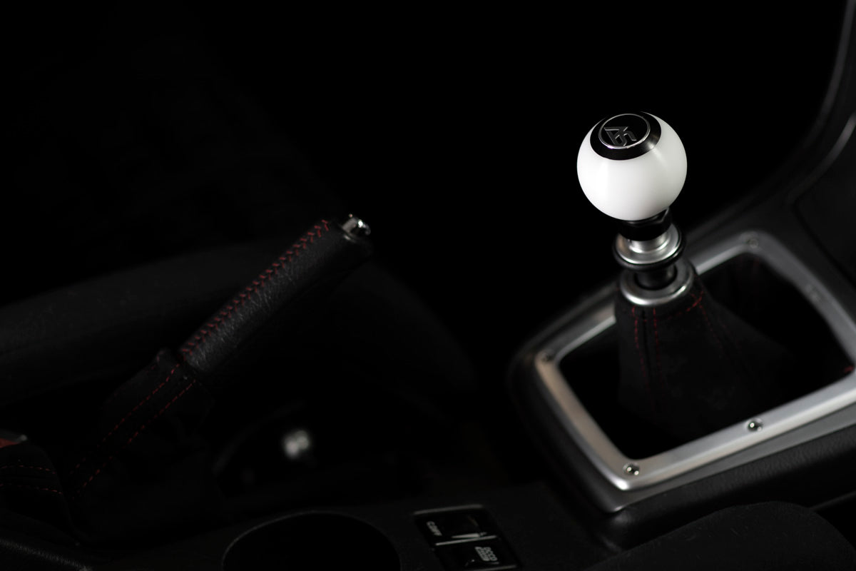 ASA1501010203 AutoStyled Subaru 6 Speed shift knob Black with White Delrin Center,