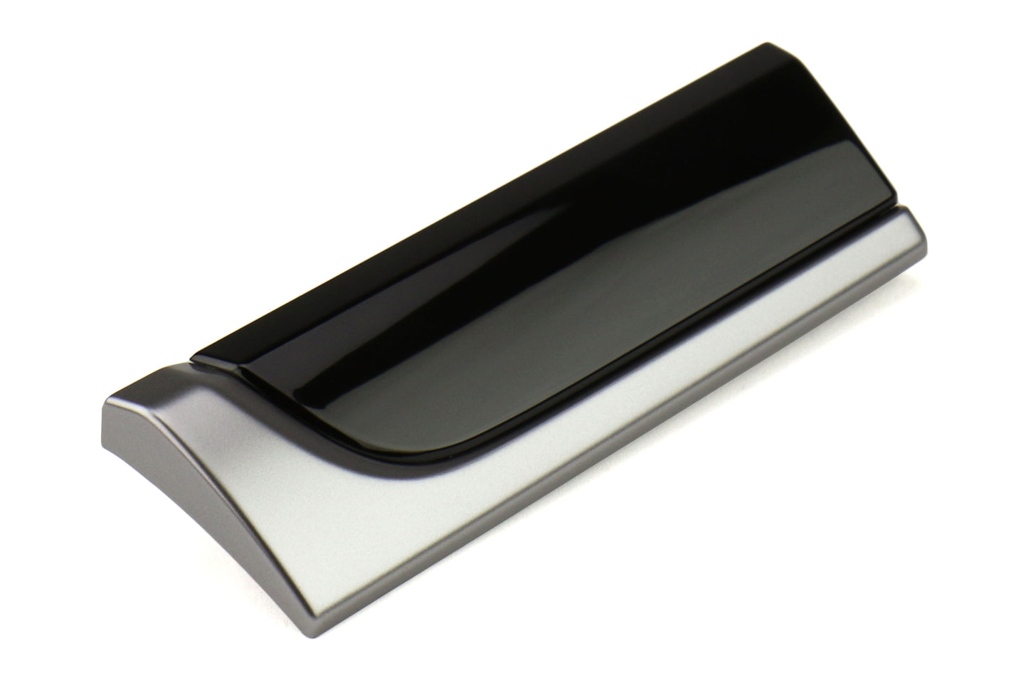 SUB66077FJ310 Subaru Piano Black with Silver Dash Trim (driver),