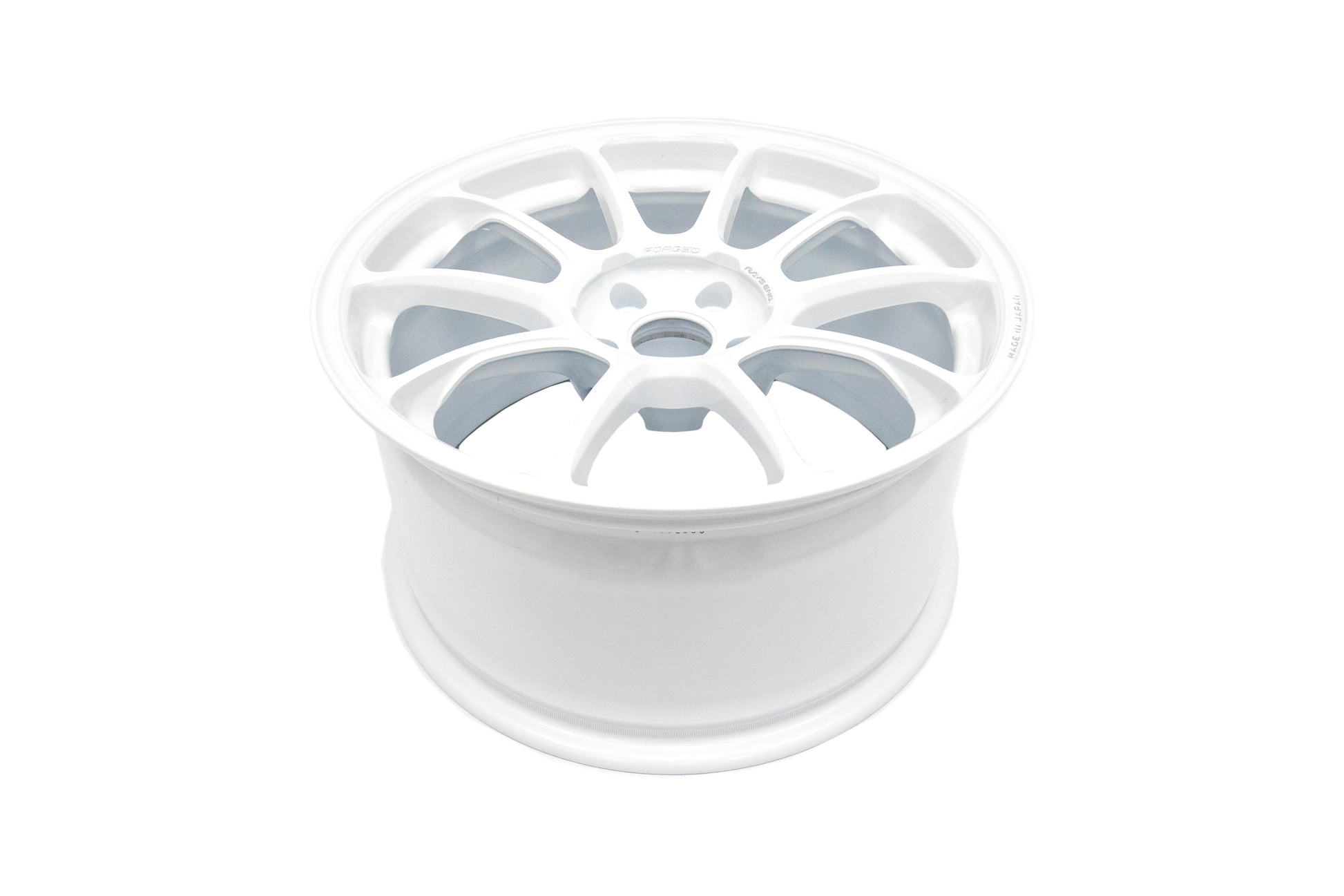 VLKWKZX43DDW Volk ZE40 Dash White 18x9.5 +43 - 2013+ FT86 / 2014+ Forester x4,
