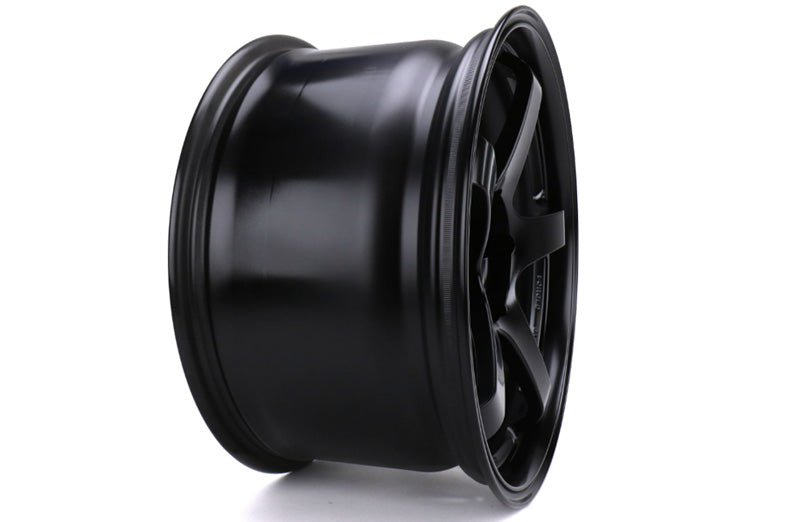 ADWYAQ8K40ESB Advan Racing GT 18x10 +40 5x114.3 Gloss Black - Universal,