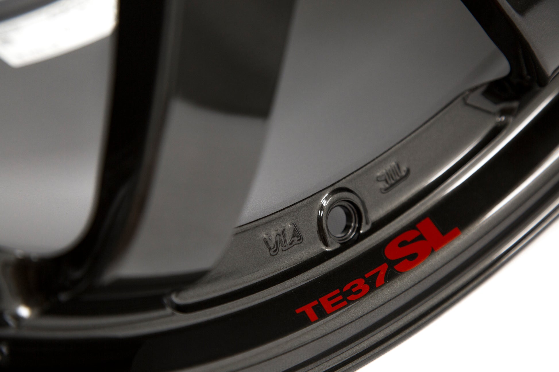 VLKWVDY40EPB Volk TE37SL Diamond Black 18x10 +40 - 2015+ WRX / STIx4,