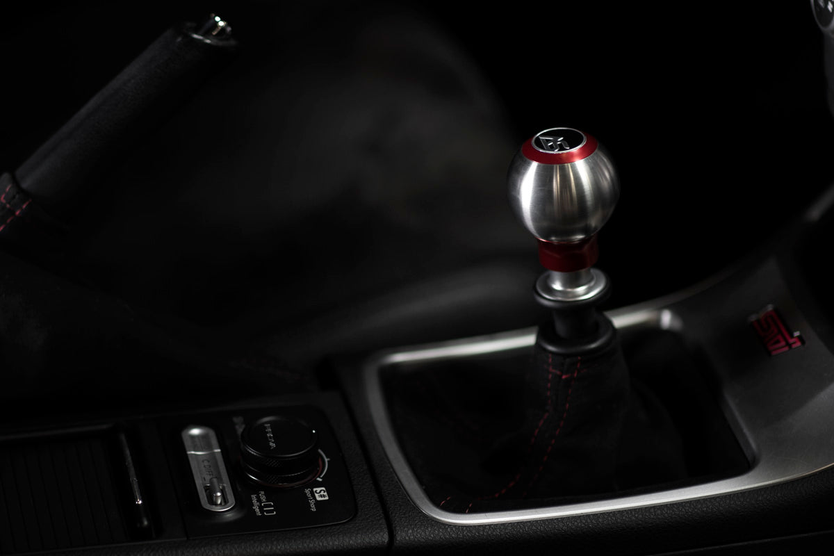 ASA1501020501 AutoStyled Subaru 6 Speed shift knob Red with SS Center,
